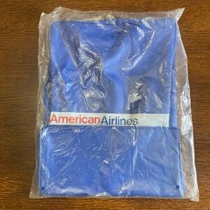 Vintage Mid-century 1960s 1970s American Airline Flight Bag Suitcase Overnighter
